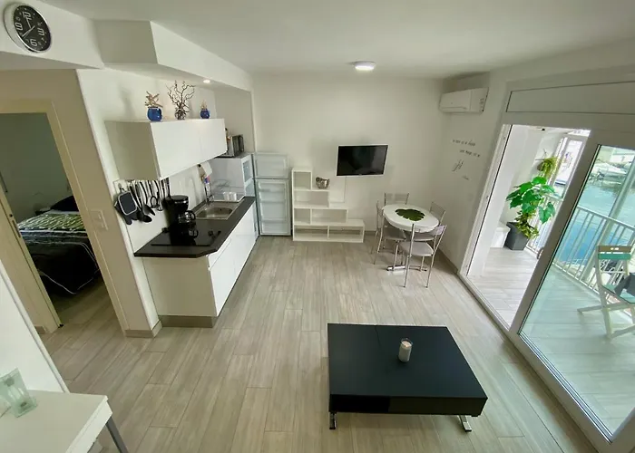 Superbe Appartement , Tout Confort, 40 M2 + 10 M2 Terrasse