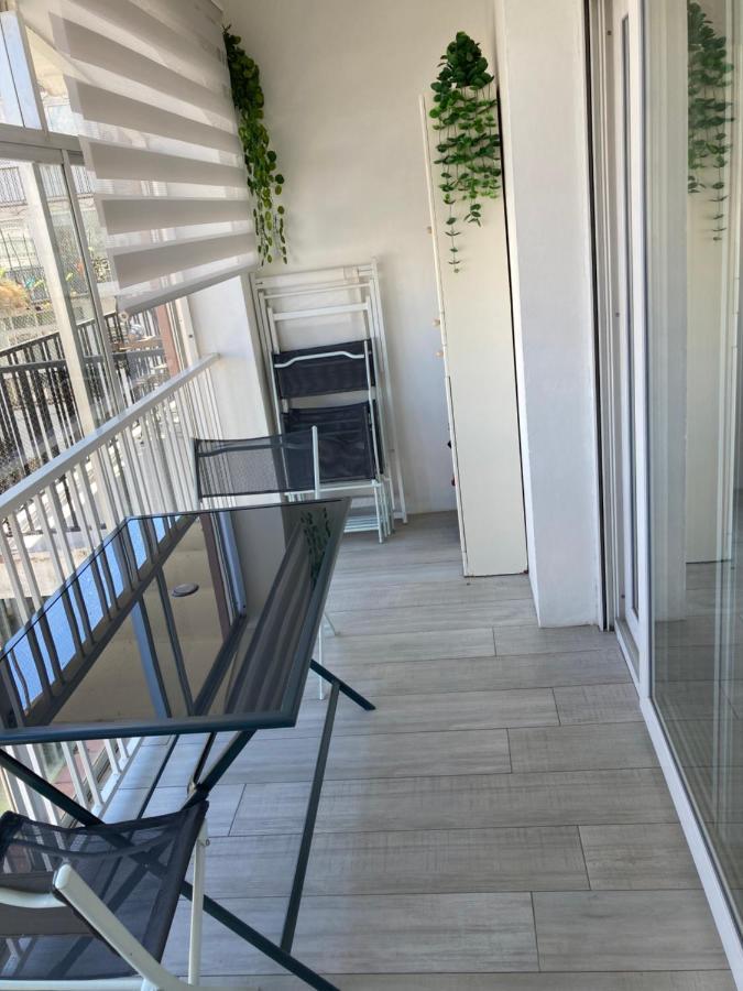 Apartment Superbe , Confort, 40 M2 + 10 M2 Terrasse Empuriabrava